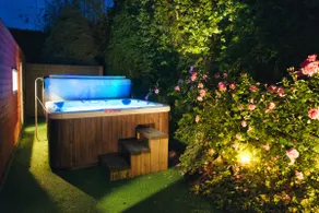 Romantic cottage, 35m² | Morlaix | Jacuzzi - Image 2