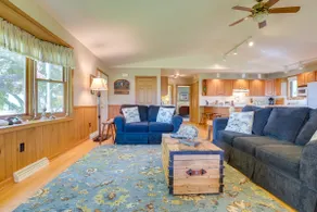 2 Mi to Wineries: Calm Cottage on 90 Acres w/ Barn - Image 3