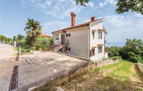 Pet Friendly Apartment In Pobri - Image 2