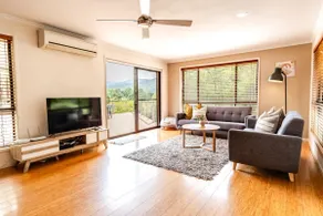 Cindy's View - Pet friendly family retreat - Image 3