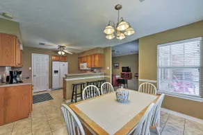 NY! College Station Home w / Yard - 5 minutter til A & M! - Image 5