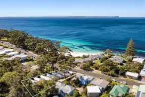 Cottage 1 Hyams Beach Seaside Cottages - Image 3