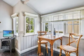 Cottage 4 Hyams Beach Seaside Cottages - Image 5