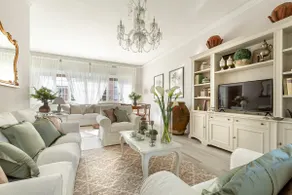 VILLA OLIVIA: En Ny Luksus Villa med Have i Lucca Bymidte med PARKERING - Image 2