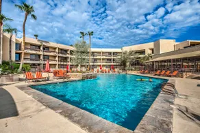 3 Mi to Old Town: Scottsdale Condo w/ Pool & Lake - Image 3