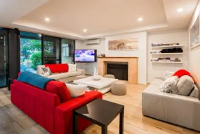 Broadwater Bliss—Beachside Escape w/ Resort Perks - Image 3