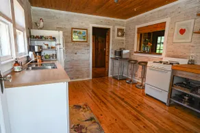 The Cottage at the Crown - Image 5