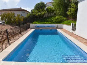 Magnificent 4 bedroom villa with stunning views - Image 4