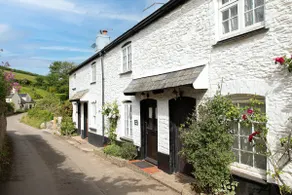 Curlew Cottage - Character Cottage with Superb River Views - Image 3