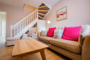 Charming City Townhouse - Image 5