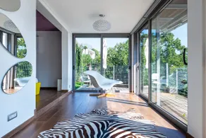 Luxury Italian Lakes villa with private pool, gym, BBQ, WIFI, views - Image 2