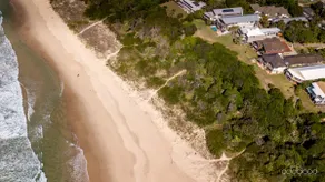 Absolute Beachfront Couples Getaway White Waves - Image 5