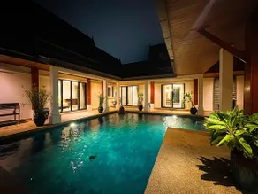 Champagne Villa Luxurious Tropical Pool Villa - Image 5