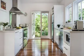 Kings Cottage~Luxury Cottage near Lake Daylesford - Image 3