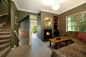 Lake Cottage - Gorgeous location near the Lake - Image 3