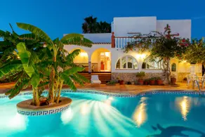 Smuk villa Ramos i San Antonio Bay med grill og stor pool - Image 1