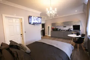 Maddermarket. Lovely, private home from home - Image 5