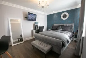 Luxurious serviced apartment - Castle Mall - Image 4