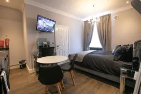 Norwich Market Place - Boutique apartment - Image 4