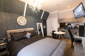 Norwich Market Place - Boutique apartment - Image 3