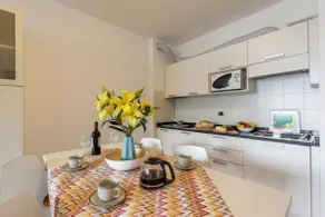 Porto Letizia P14 - by Happy Rentals - Image 4