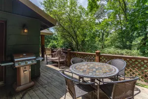 Bear Bungalow - 1 mile from Main Street Blowing Rock! Hot Tub - Pet Friendly - Fenced In Yard - Image 3