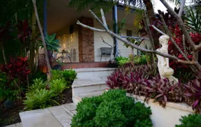Magnificent Lakeview House Long Jetty - Image 3