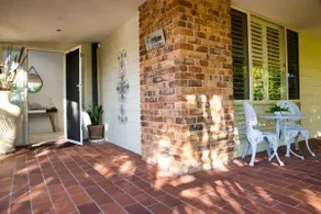 Magnificent Lakeview House Long Jetty - Image 4