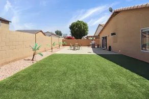 5 Min to Stadium & Westgate - Pet Friendly 3br - Image 4