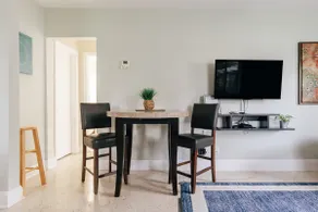 Two blocks from Beach - Walk to the water! - Image 5