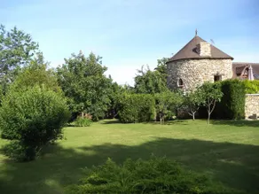 2-star independent house - Image 5