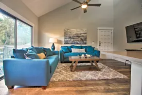 Villa w/ Golf Course Views, Walk to Harbour Town! - Image 4
