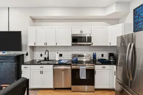 Sleeps 14 · 4BR/4BA · 2 Kitchens · Logan Circle - Image 2