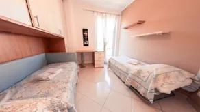 Libra - maximum comfort in downtown Rapallo - WiFi - Image 3