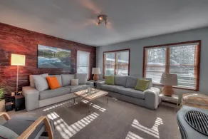 Breck Cottage•3 Blocks to Main•Spa•$0 Cleaning fee - Image 3