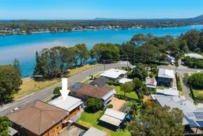 BANYANDAH 557 Ocean Drive NH - Image 2