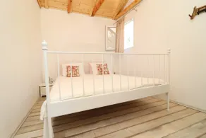Greenside Cottage Lumi - Image 4