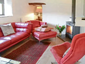 Mad Nelly Cottage - Image 2