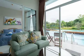 Luxurious Ground Floor Condo with Pool Access in H - Image 5