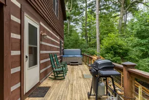 4J Getaway - Rustic cabin between Boone & Blowing Rock with hot tub - Image 3