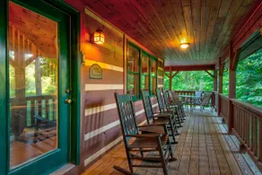 Carolina Charm - Hot Tub - Pool Table - Fire Pit- - Image 4