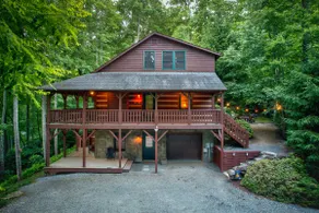 Carolina Charm - Hot Tub - Pool Table - Fire Pit- - Image 5