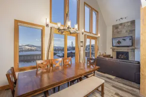 7 bedroom, hot tub, gaming and views! - Image 4