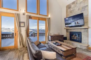 7 bedroom, hot tub, gaming and views! - Image 5