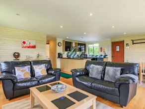 Primrose Lodge - Image 4