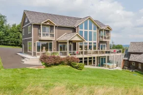 Dog Friendly Chalet w/ Fire Pit & Lake Views - Image 4