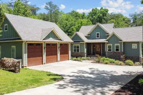 Hidden Gem Lakeside Retreat | Dock & Hot Tub - Image 2