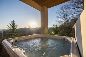 Alpine Vista - Hot tub, Theater, Sauna, Views - Image 2