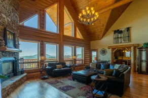 The Lodge - Image 5