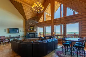 The Lodge - Image 4